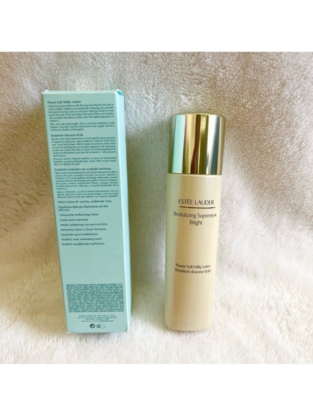 Estee Lauder Revitalizing
Supreme + Bright Moisturizer
Power Soft Milky Lotion - Picture 2 of 4